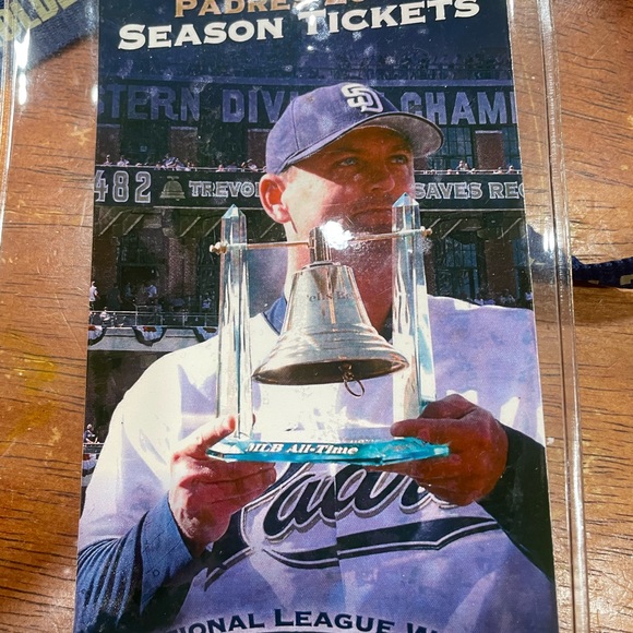San Diego padres, Trevor Hoffman 2007 season ticket holder Bale picture - Picture 2 of 3